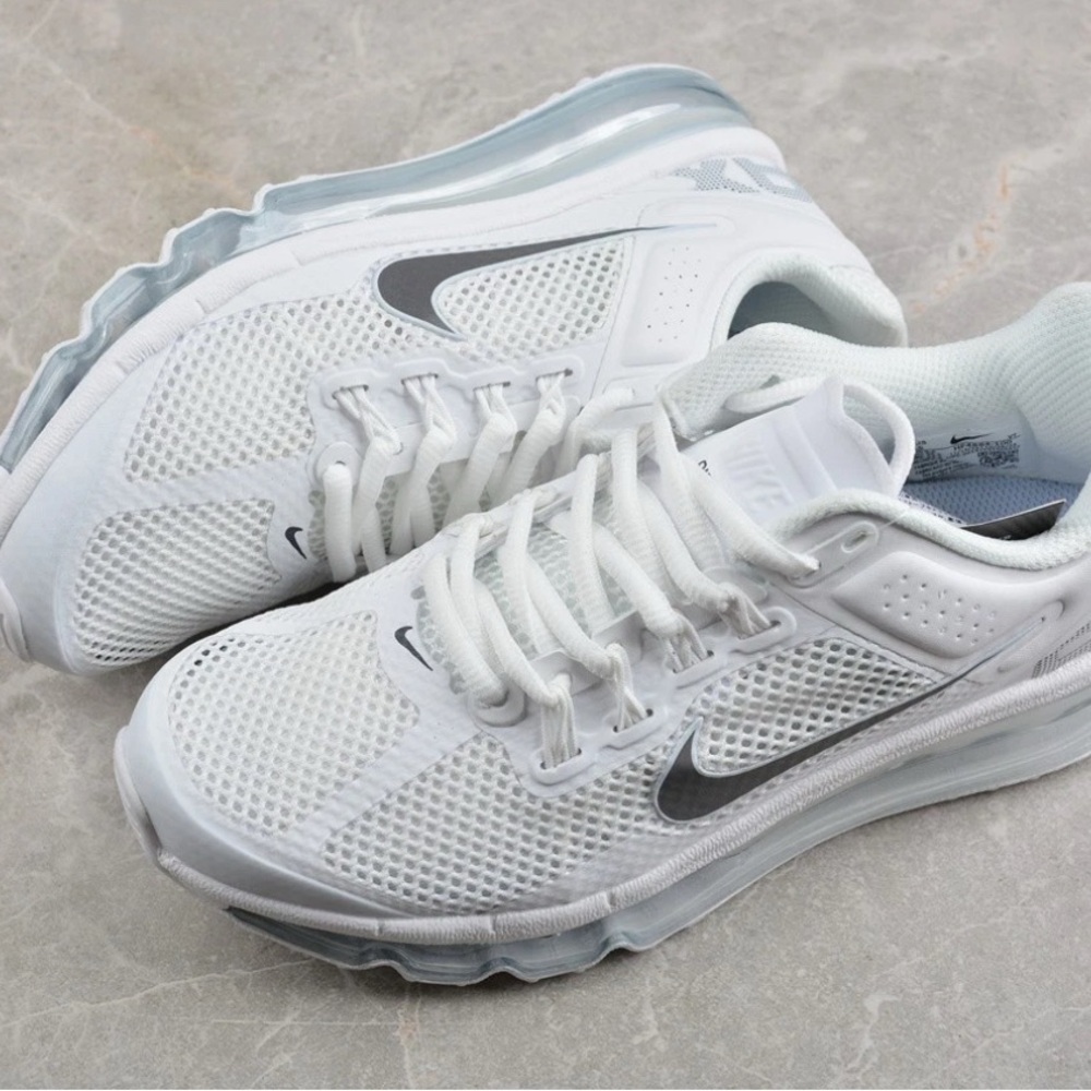 Nike Air Max 2013 White NIB